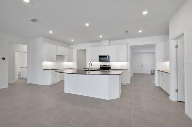 17534 VALLEYWOOD PARKWAY, Land O Lakes, FL 34638