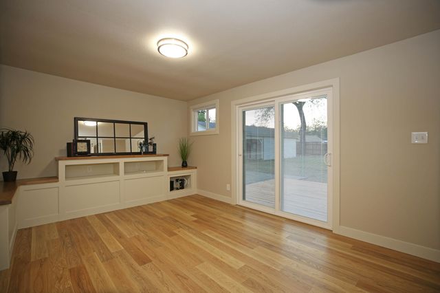 2910 Anita Street, Redding, CA 96001