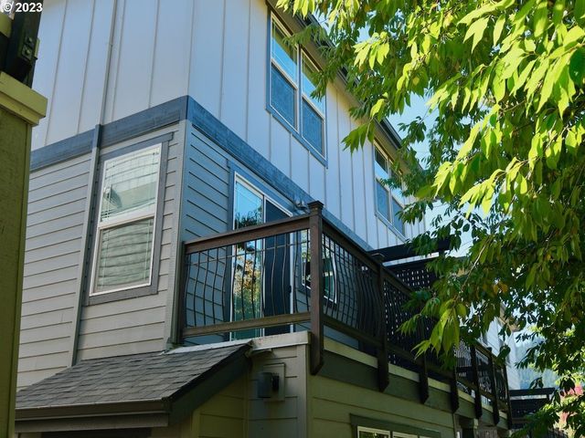 6720 N Pittsburg Ave, Portland, OR 97203