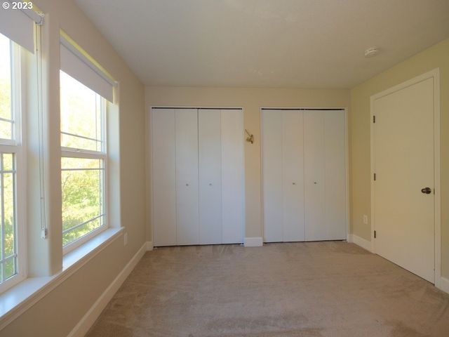 6720 N Pittsburg Ave, Portland, OR 97203