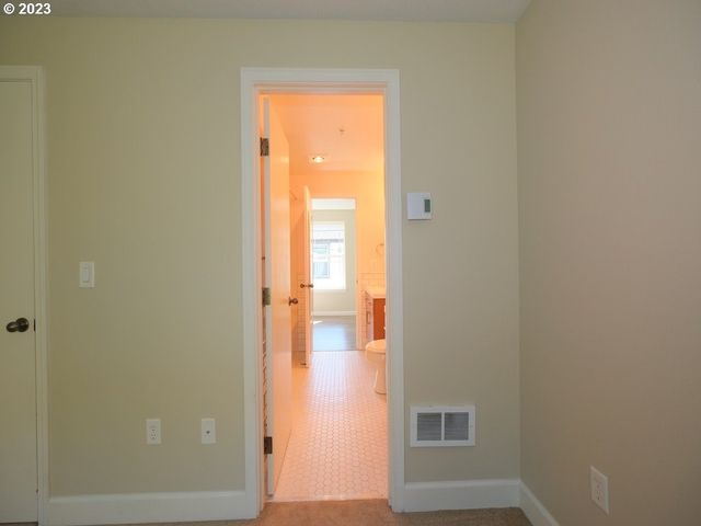 6720 N Pittsburg Ave, Portland, OR 97203