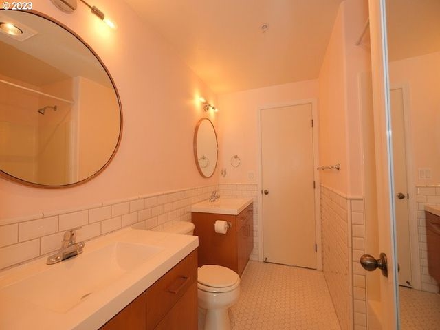 6720 N Pittsburg Ave, Portland, OR 97203