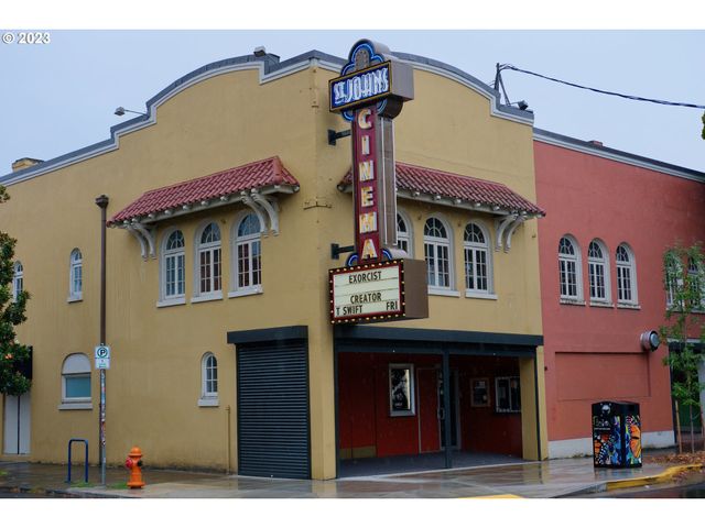 6720 N Pittsburg Ave, Portland, OR 97203