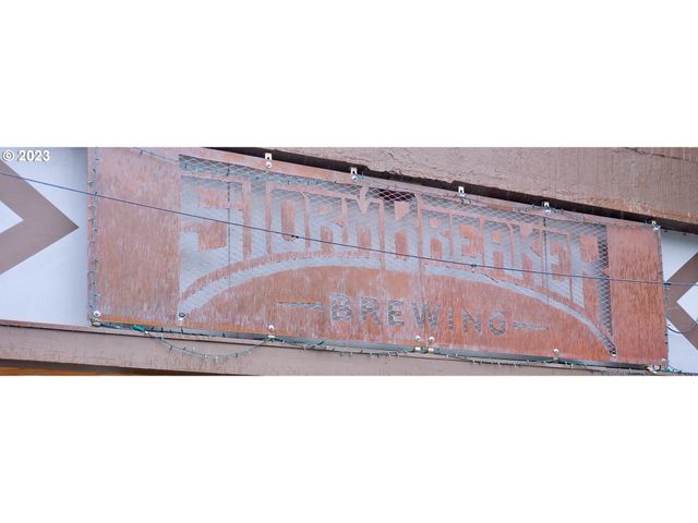 6720 N Pittsburg Ave, Portland, OR 97203