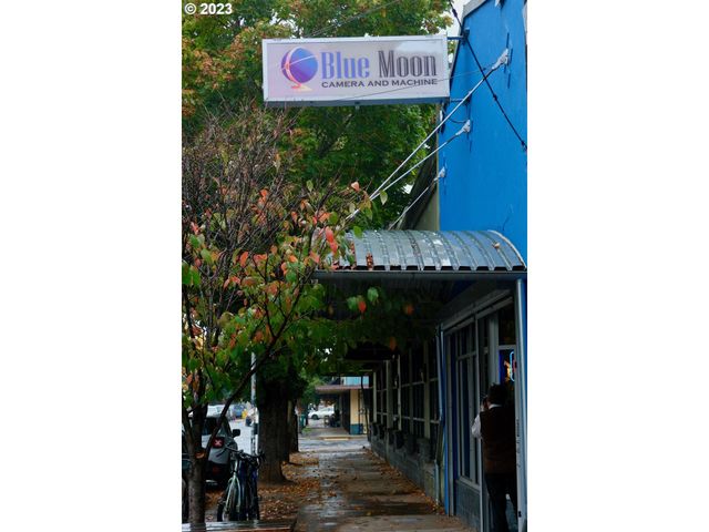 6720 N Pittsburg Ave, Portland, OR 97203