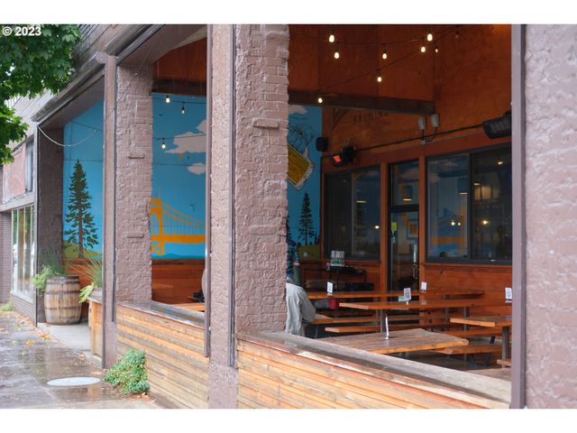 6720 N Pittsburg Ave, Portland, OR 97203