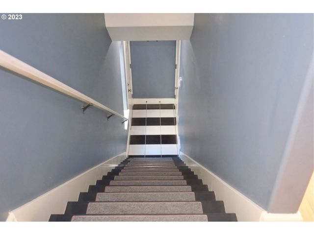 6720 N Pittsburg Ave, Portland, OR 97203