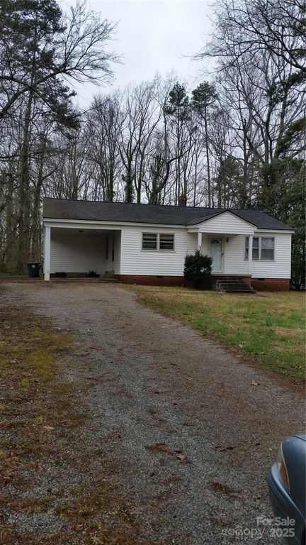 319 N Milford Drive, Salisbury, NC 28144