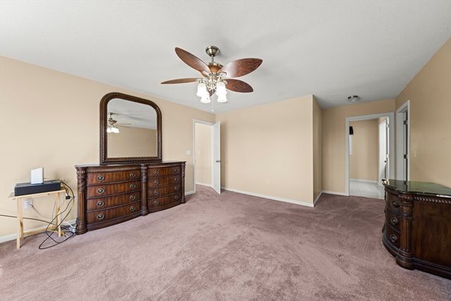 1507 E Mountain Rd, Westfield, MA 01085