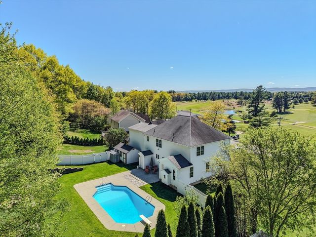 1507 E Mountain Rd, Westfield, MA 01085