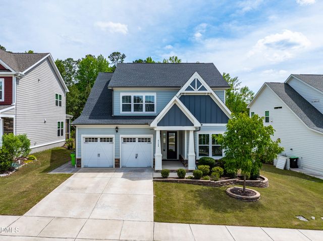 2135 Leo Drive, Apex, NC 27502