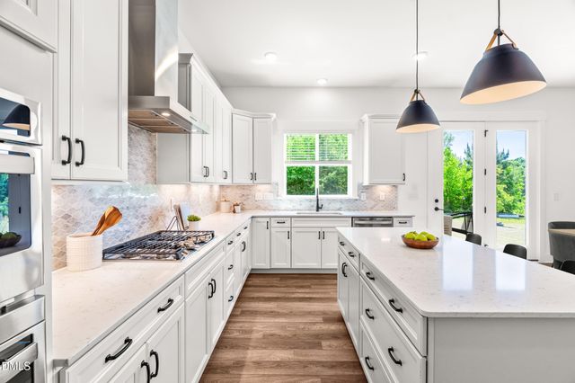 2135 Leo Drive, Apex, NC 27502
