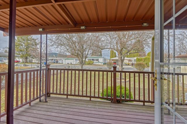 18920 E Marlin Dr, Otis Orchards, WA 99027