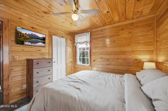 10 Prospect Street, South Glens Falls, NY 12803