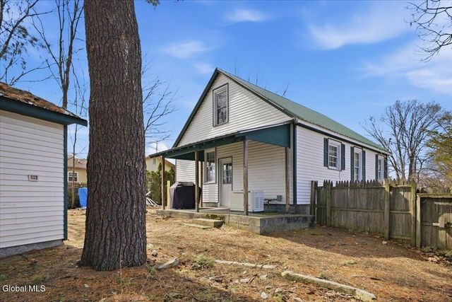 10 Prospect Street, South Glens Falls, NY 12803