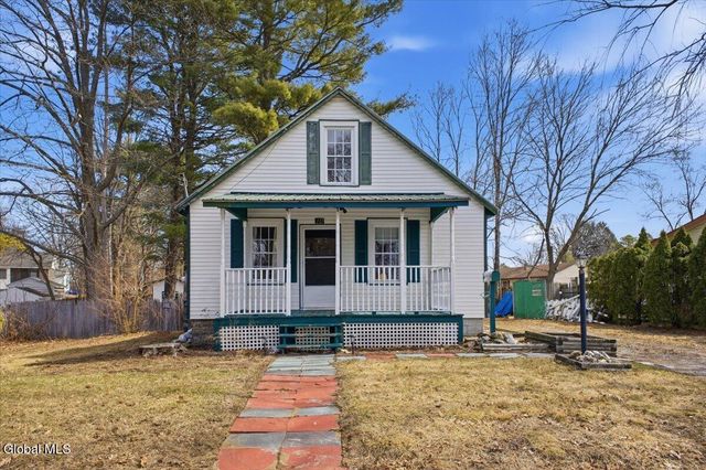 10 Prospect Street, South Glens Falls, NY 12803