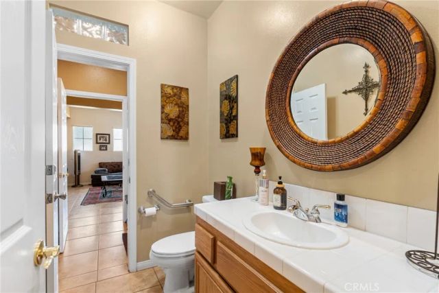 18309 Hollowtree, Riverside, CA 92504