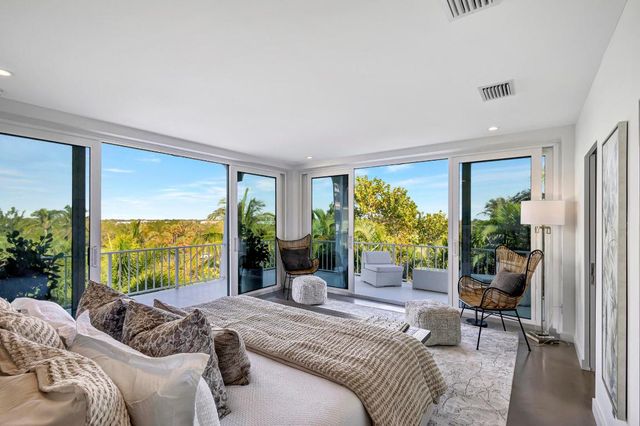 2275 S Ocean Boulevard 305n, Palm Beach, FL 33480