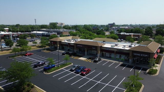 2410 W Jefferson Street 102, Joliet, IL 60435