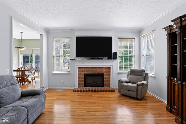 7761 Prairie View Drive, Indianapolis, IN 46256
