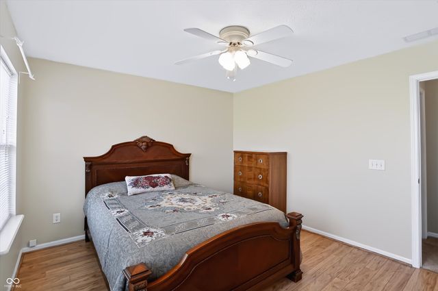 7761 Prairie View Drive, Indianapolis, IN 46256