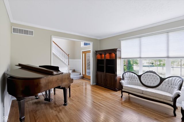 7761 Prairie View Drive, Indianapolis, IN 46256