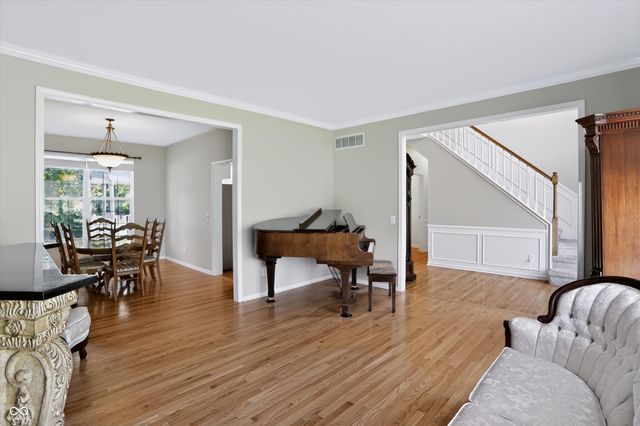 7761 Prairie View Drive, Indianapolis, IN 46256