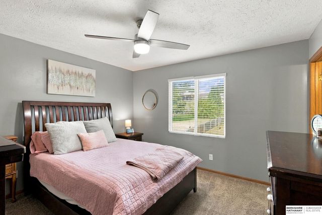 7203 S 177 Street, Omaha, NE 68136