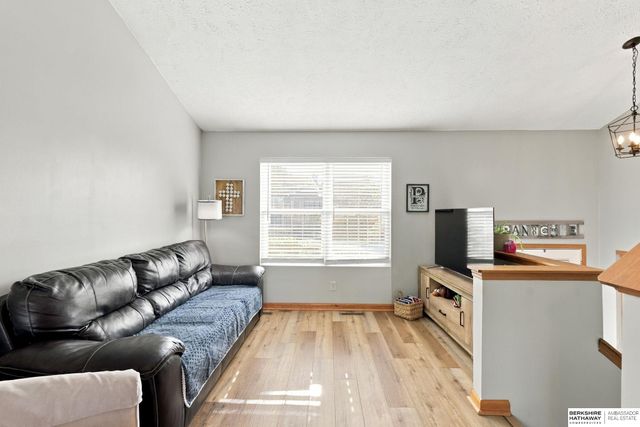 7203 S 177 Street, Omaha, NE 68136