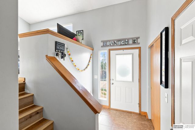 7203 S 177 Street, Omaha, NE 68136