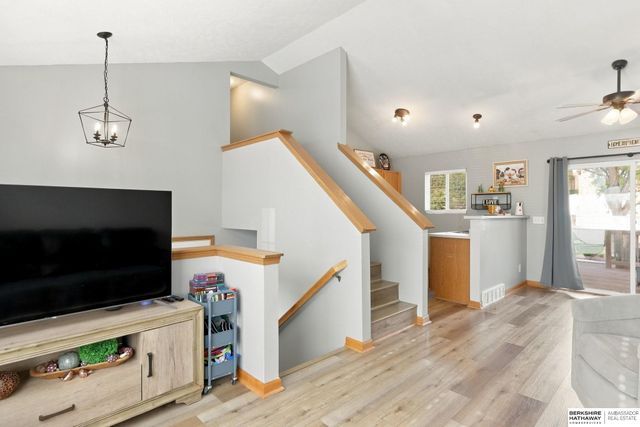 7203 S 177 Street, Omaha, NE 68136