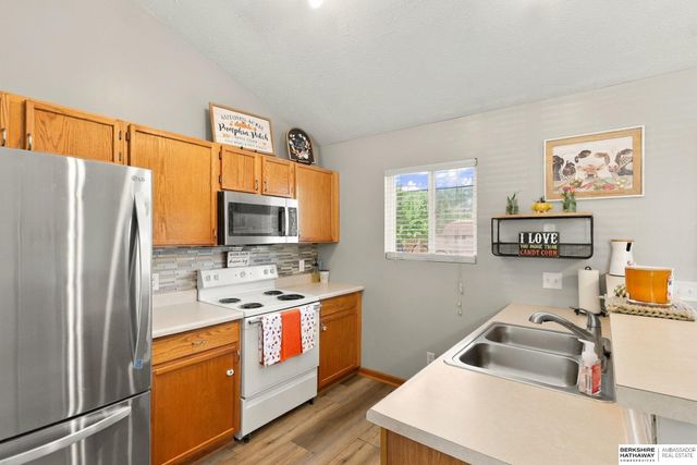 7203 S 177 Street, Omaha, NE 68136