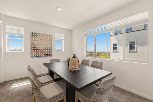 1813 Mesquite Way, Oceanside, CA 92056