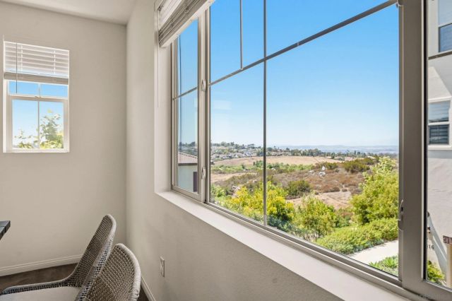 1813 Mesquite Way, Oceanside, CA 92056