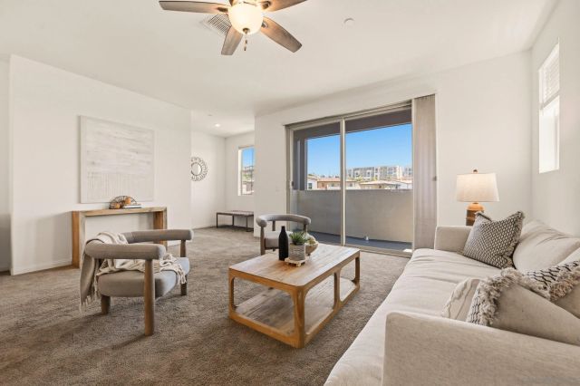 1813 Mesquite Way, Oceanside, CA 92056