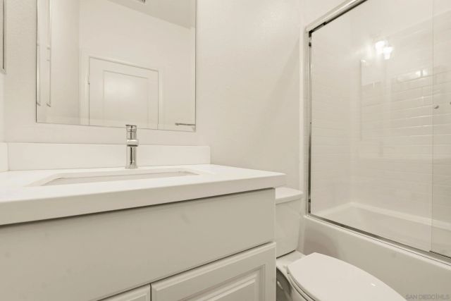 1813 Mesquite Way, Oceanside, CA 92056