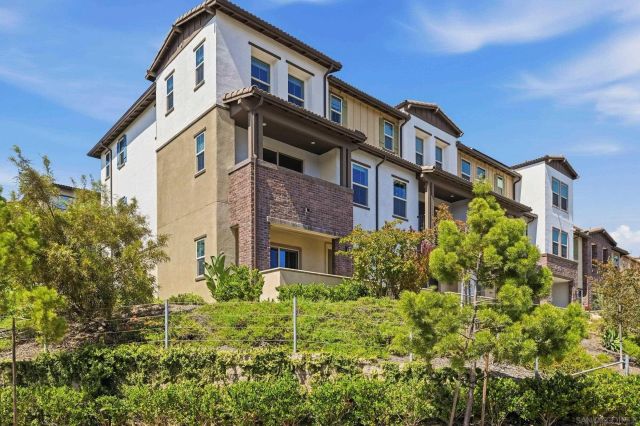 1813 Mesquite Way, Oceanside, CA 92056
