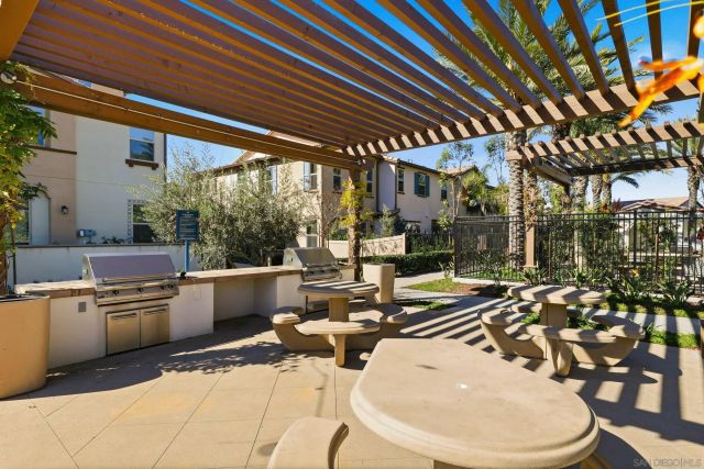 1813 Mesquite Way, Oceanside, CA 92056