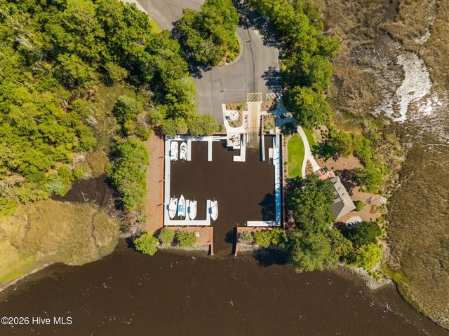 461 Springwood Drive SE, Bolivia, NC 28422