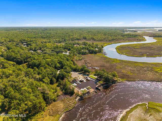461 Springwood Drive SE, Bolivia, NC 28422