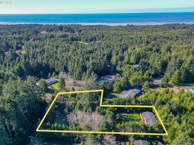 290 Sw NEWTON Dr, Waldport, OR 97394