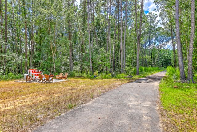 47 Burr Hill Road, Cottageville, SC 29435