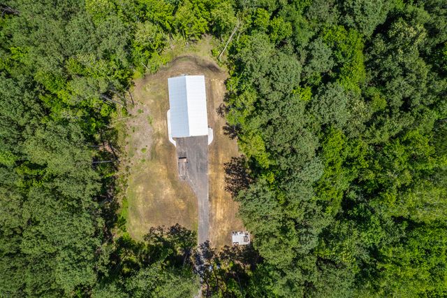 47 Burr Hill Road, Cottageville, SC 29435