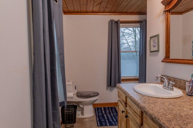 6760 Smithville Hwy, Sparta, TN 38583