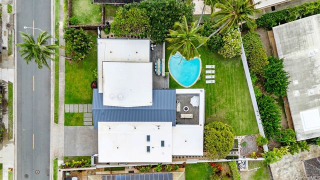 132 Poipu Drive, Honolulu, HI 96825