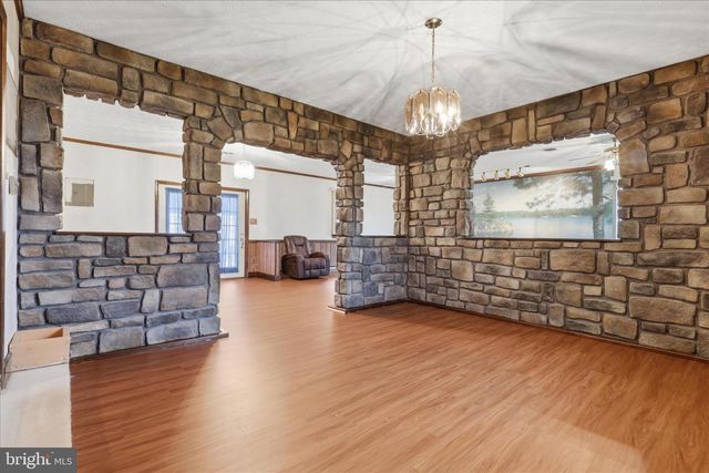 16118 LAPPANS RD, Williamsport, MD 21795