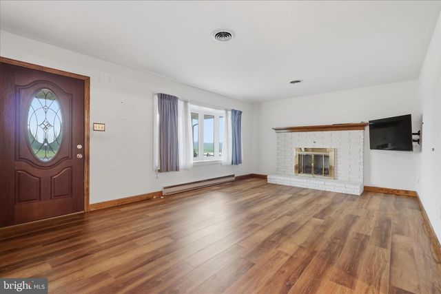 16118 LAPPANS RD, Williamsport, MD 21795
