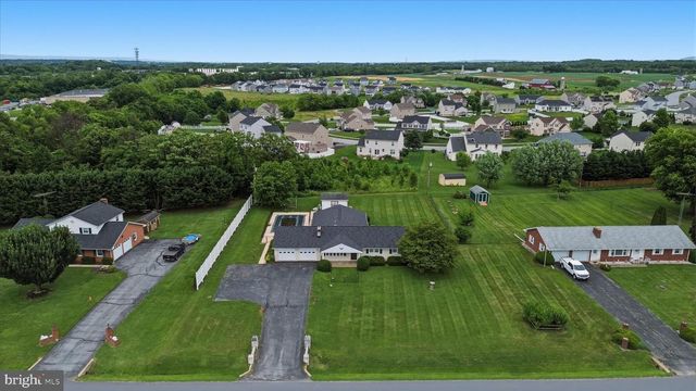 16118 LAPPANS RD, Williamsport, MD 21795