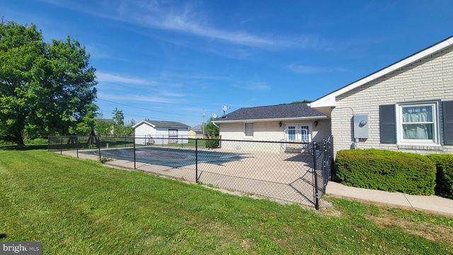 16118 LAPPANS RD, Williamsport, MD 21795