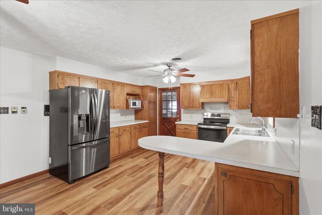 16118 LAPPANS RD, Williamsport, MD 21795